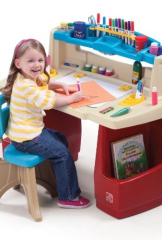 Step2  Deluxe Art Master Desk